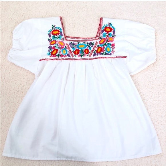 Tops - Mexican embroidered top